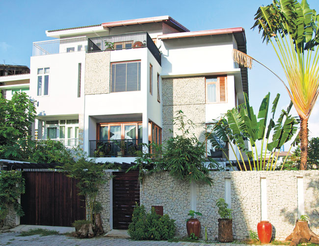 Nhà đẹp 2 tầng Nhà đẹp 2 tầng