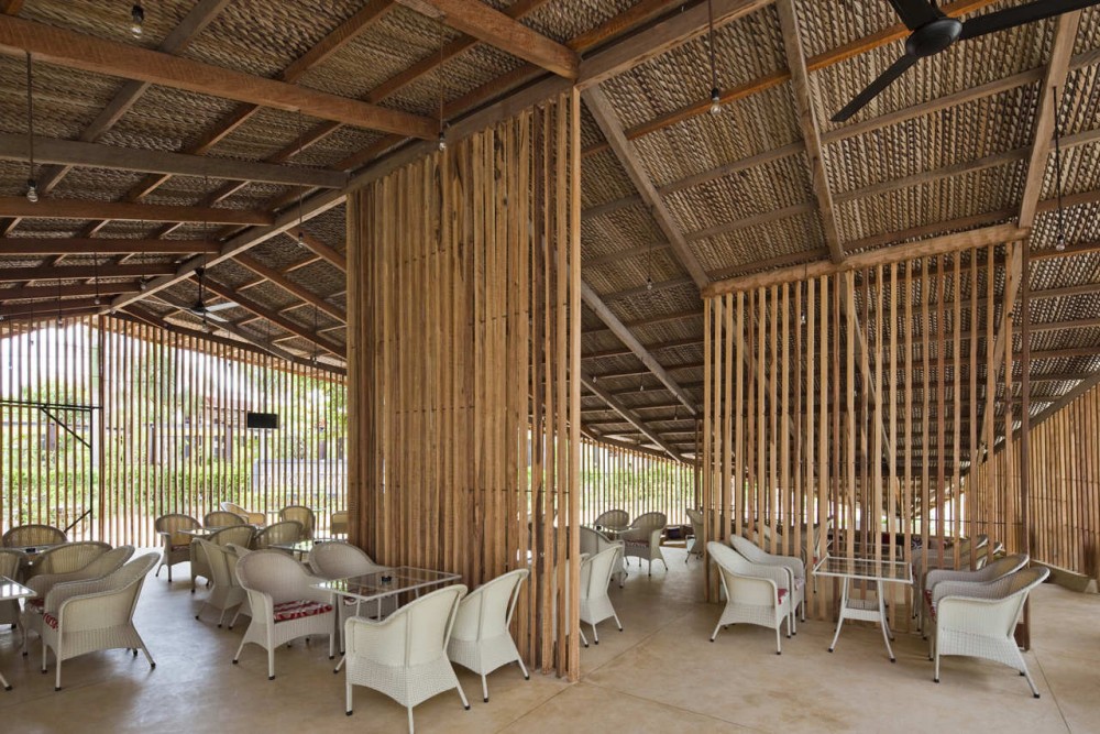 Thiết kế nhà hàng đơn giản