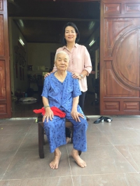 (Bà) Phùng Khánh Đông-Chủ khu công nghiệp Khánh Đông